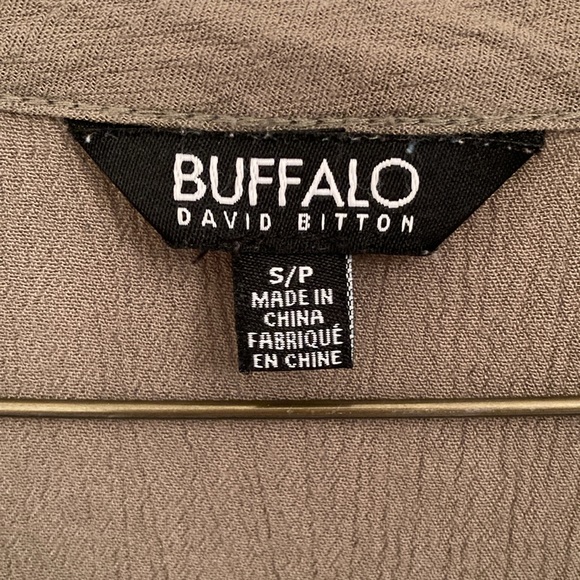 Green blouse by Buffalo David Bitton - Picture 3 of 3